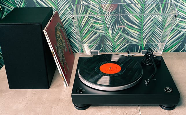 gramofon Audio-Technica AT-LP5X