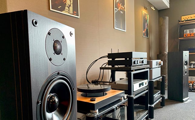 niezdefiniowano - Audiolab 6000 i Audio Academy Phoebe III w salonie Q21