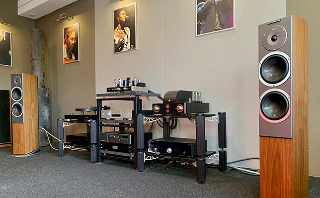 Kolumny Audiovector R3 Signature w Q21