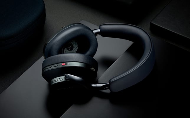 Bowers & Wilkins Px8 007 Edition