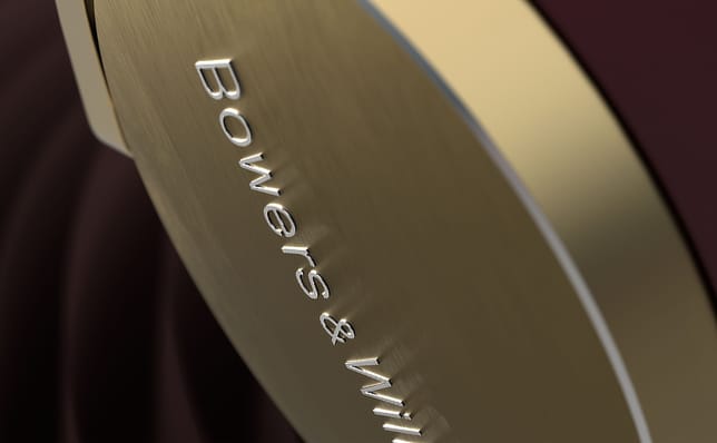 Bowers & Wilkins Px8 Royal Burgundy