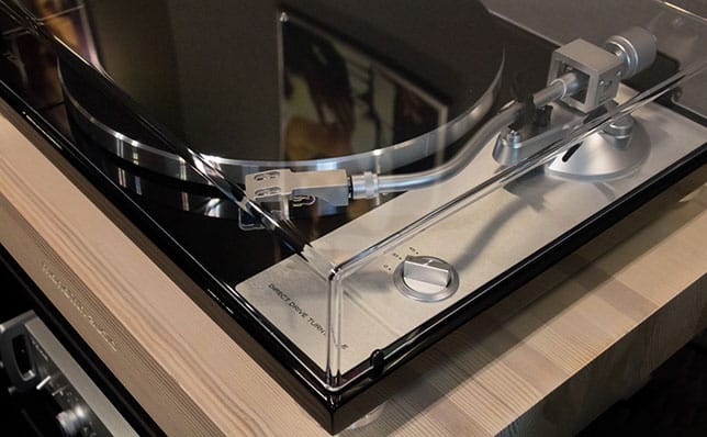 Gramofon TEAC TN-4D w Q21