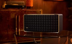 JBL Authentics 500