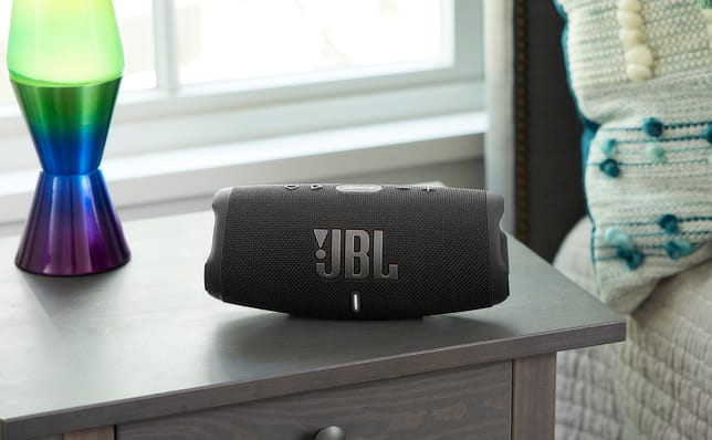 JBL Charge 5 Wi-Fi