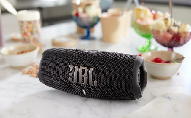 JBL Charge 5 Wi-Fi