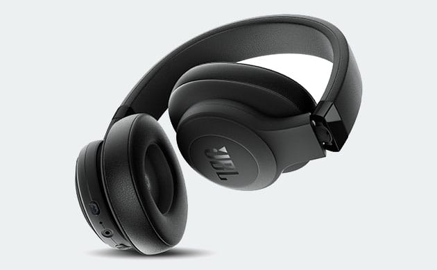 Bezprzewodowe słuchawki wokółuszne JBL E500 BT