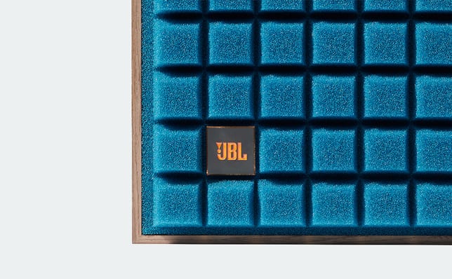 JBL L82 Classic