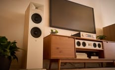 JBL Modern Audio (MA) i JBL Stage 2