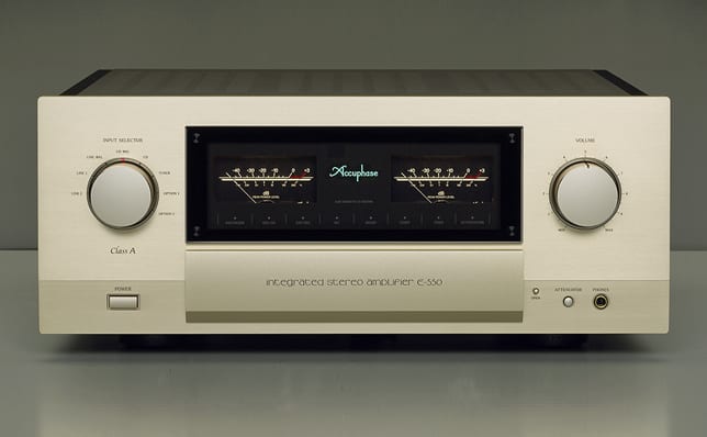Accuphase E-550