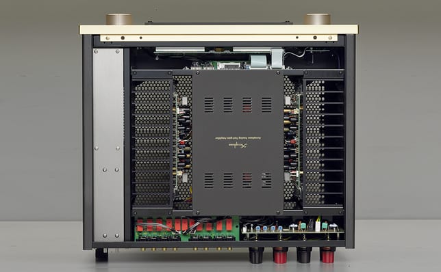 Accuphase E-550
