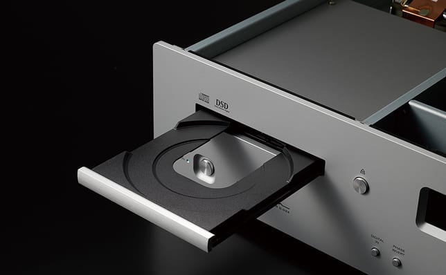 Luxman D-03X