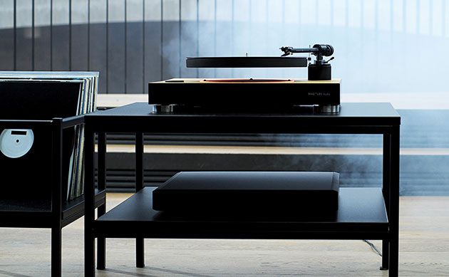 MAG-LEV Audio w salonie Q21
