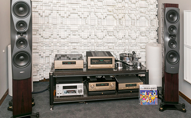 Premiera Accuphase A-48