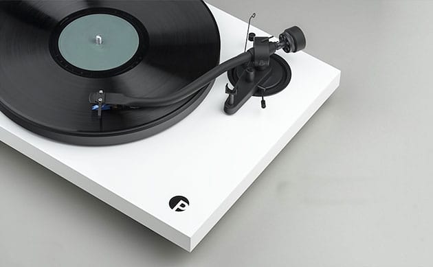 Gramofon - Pro-Ject Debut III S w Q21