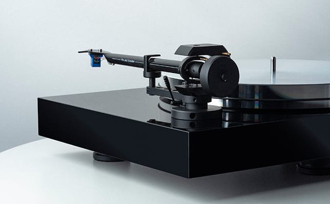 Pro-Ject X8 w Q21