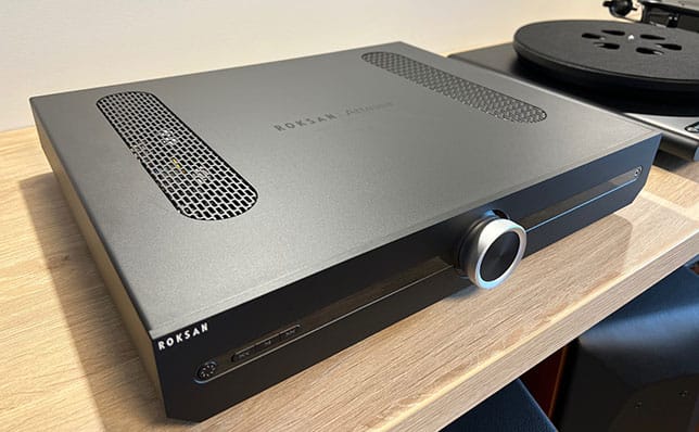 Roksan Attessa w salonie Q21