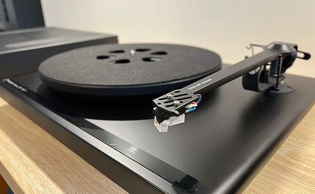 Roksan Attessa w salonie Q21