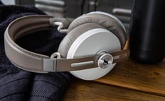 Sennheiser MOMENTUM 3 Wireless Sandy White