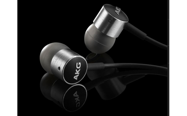 AKG K374