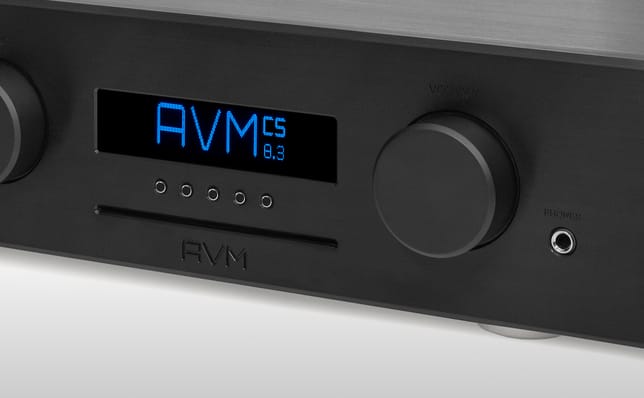 AVM Ovation CS 8.3 Black Edition