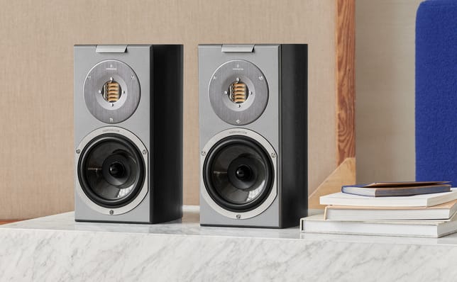 Audiovector R1 Arreté
