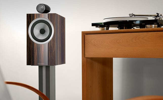 B&W 705 Signature
