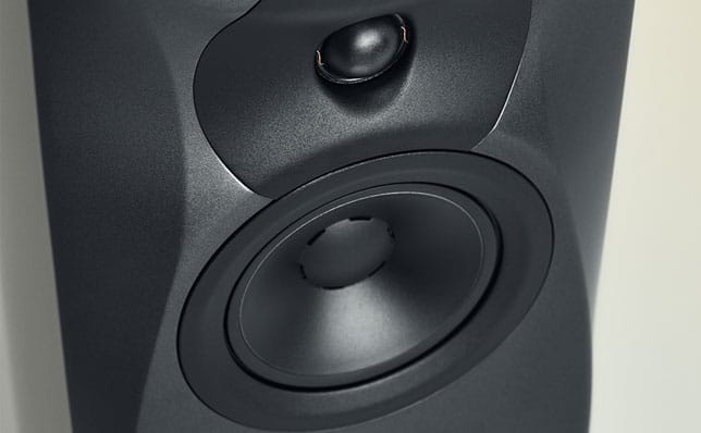 Dynaudio Confidence 30
