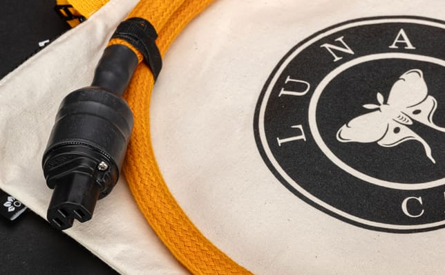 Luna Cables Orange AC Power