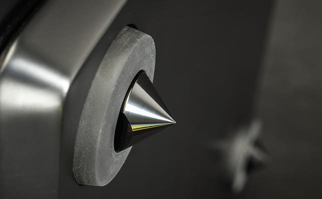 Martin Logan Abyss 10