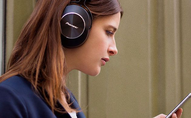 Pioneer SE-MS7BT