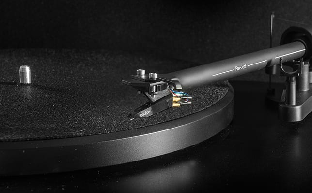 Pro-Ject DEBUT III