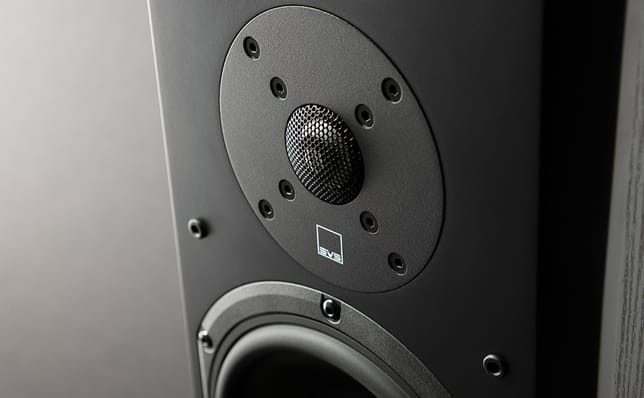 SVS Prime Pinnacle