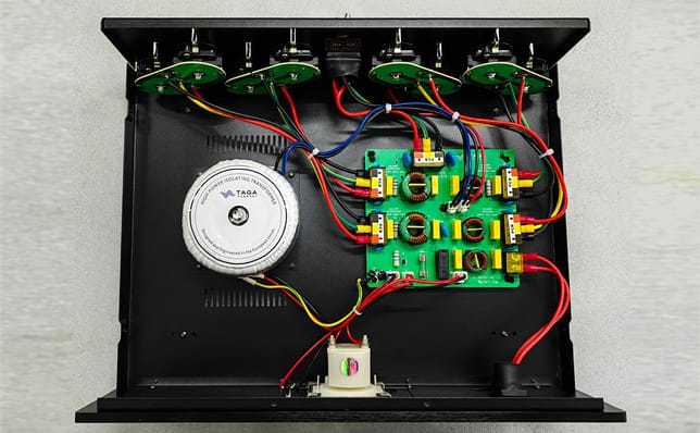 TAGA Harmony PC-7000