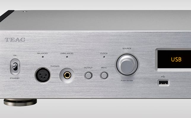 TEAC UD-701N + AP-701