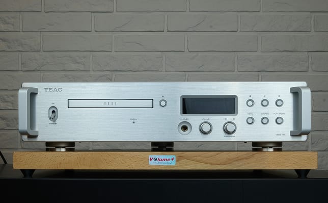 TEAC VRDS-701