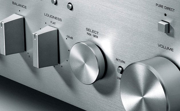 amplituner Yamaha R-N803D